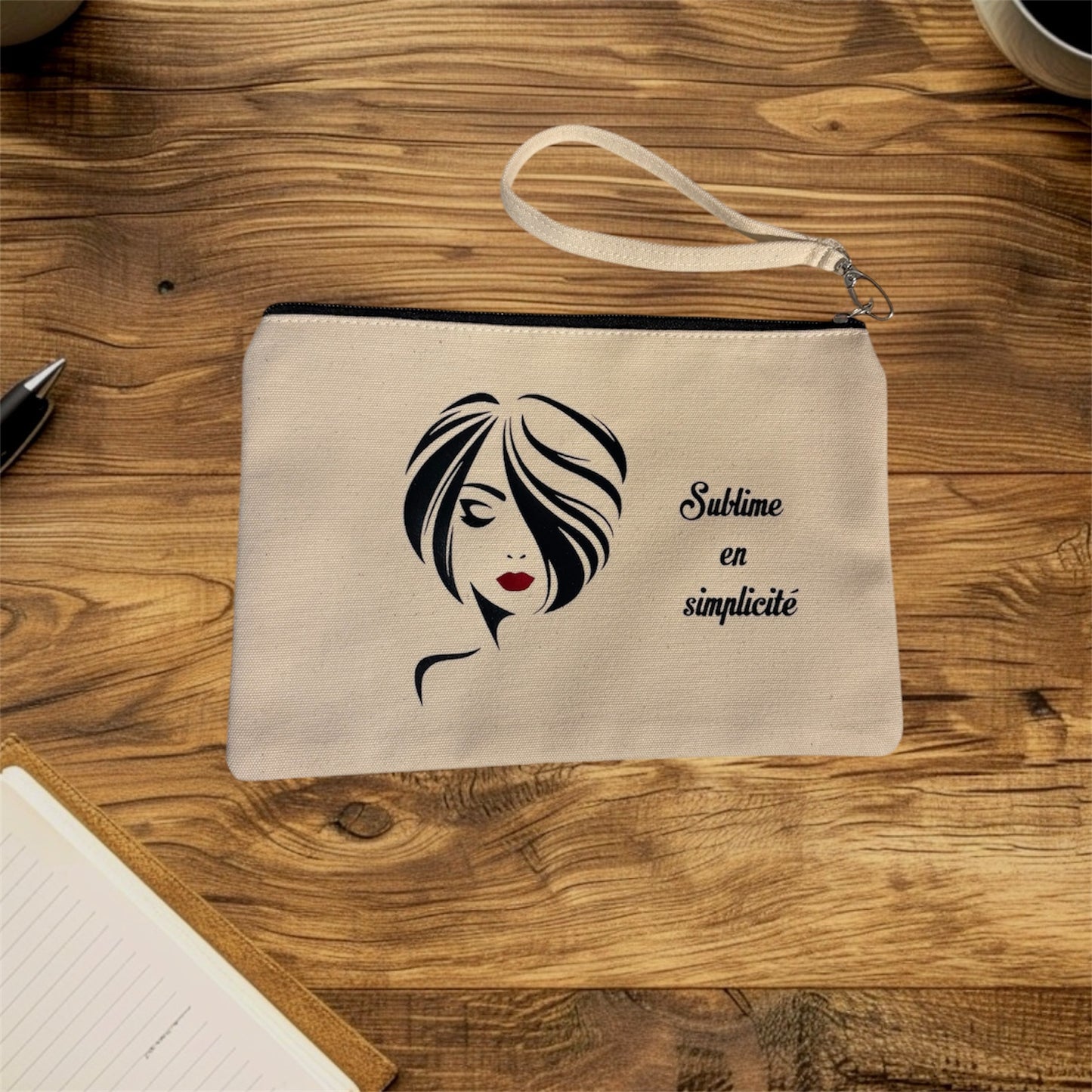 Pochette - sublime en simplicité - Lèvre rouge brillant